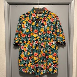 Free Planet Mens Floral Short-Sleeve Button Down Shirt
